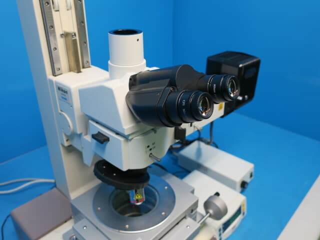 Nicon Measuring Microscope MM-40 2U