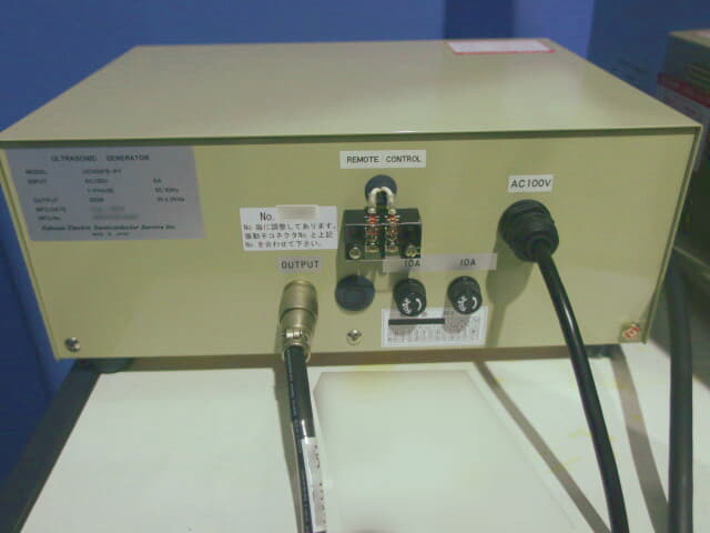 Kokusai Electric Semiconductor Service Low Band Ultrasonic Cleaning Bath UT20PA