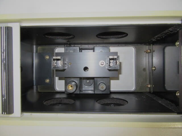 日立　uv-vis分光光度計　U-3310