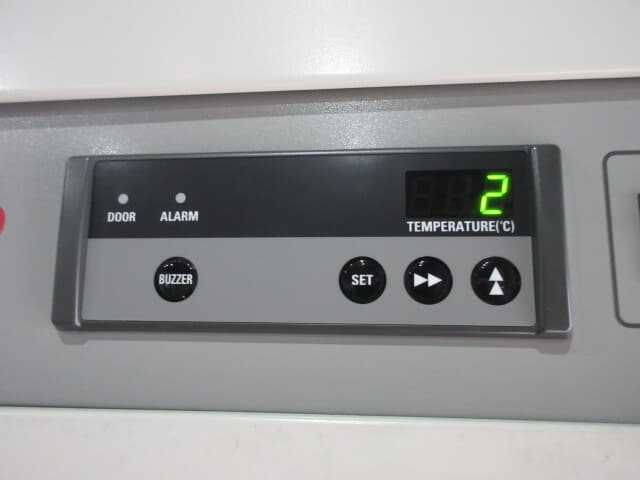 三洋電機　研究用保冷庫　　ｍｐｒ－１４１１