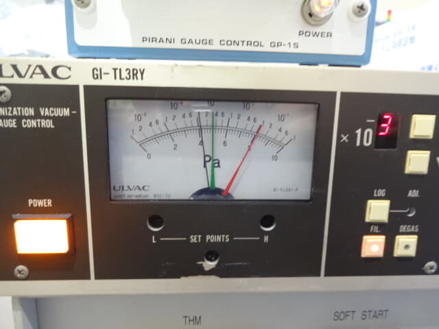 アルバック　コガタシンクウジョウチャクソウチ　ＶＰＣ－２６０Ｆ