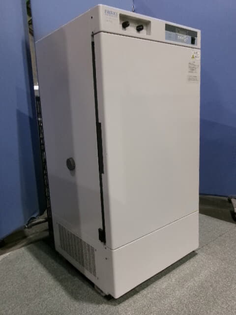 イワキ　低温インキュベーター　中古