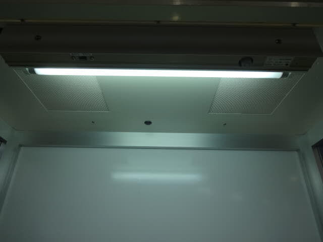 アズワン 卓上型クリーンベンチ（W900mm） CT-900N