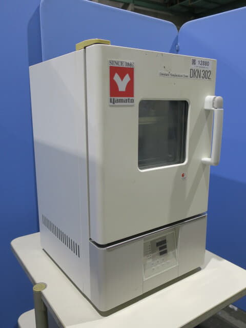 ﾔﾏﾄ科学 送風定温恒温器 dkn302