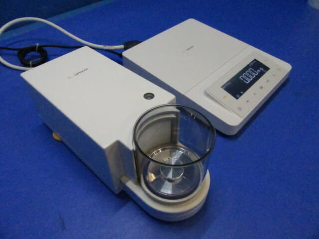 ｻﾞﾙﾄﾘｳｽ ﾐｸﾛ天びん MSE6.6S-000-DM