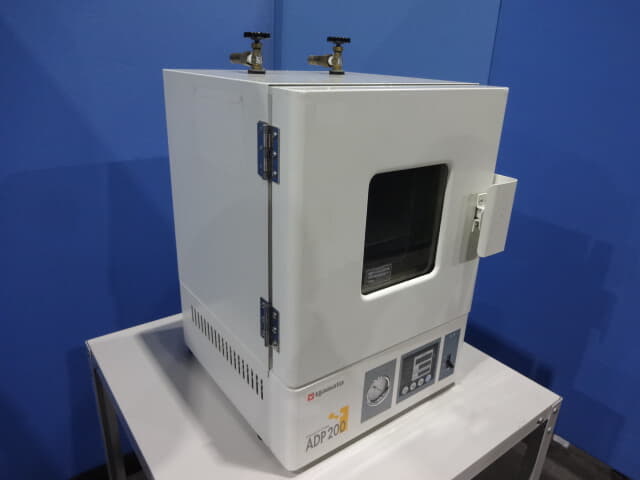 ﾔﾏﾄ科学 角形真空定温乾燥器 adp200