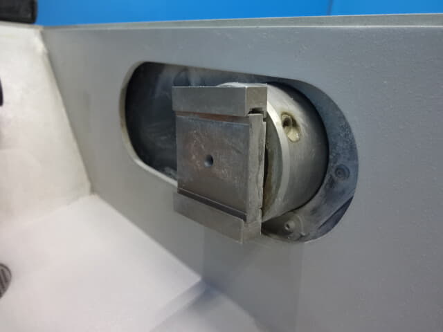 ストルアス 精密自動切断機 Accutom-50