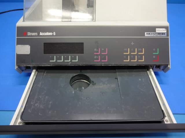 ストルアス 精密自動切断機 Accutom-50