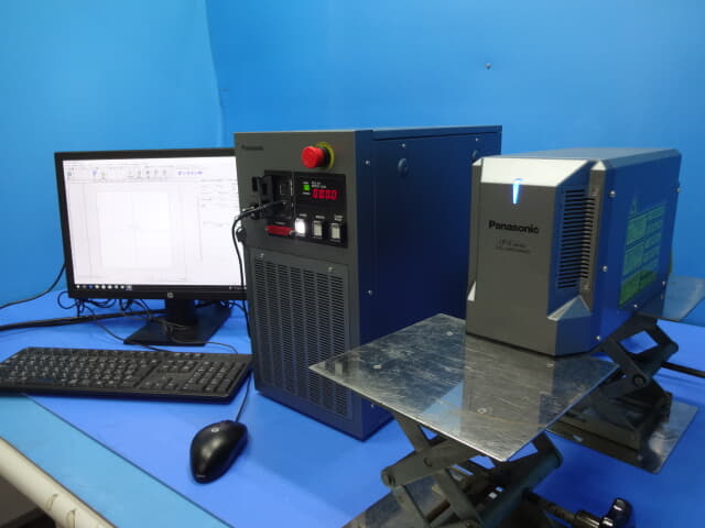 パナソニック 3D制御FAYbレーザーマーカー中古 LP-Z130