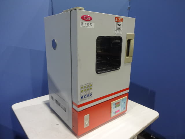 東京硝子器械 強制循環式恒温器 fs-30w