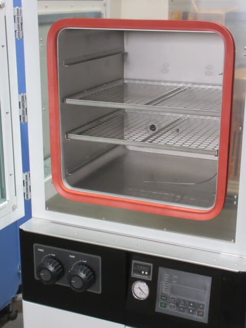 ﾔﾏﾄ科学 真空定温乾燥機 DP410