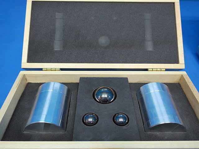 ＭＩＣＲＯＭＥＲＩＴＩＣＳ　乾式自動密度計　ＡＣＣＵＰＹＣ　Ⅱ　１３４５