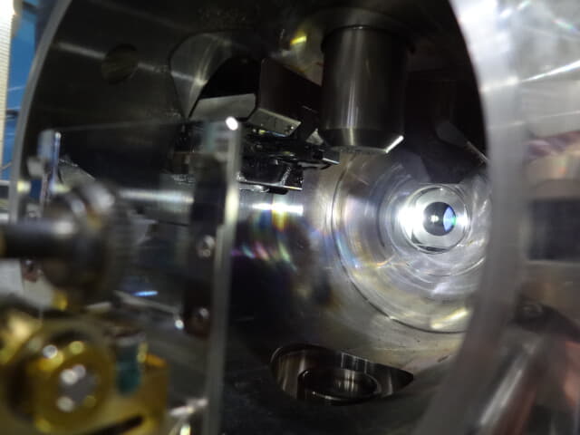 日本電子　断面試料作製装置　ＩＢ－１９５１０ＣＰ