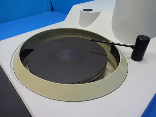 Struers 試料研磨機中古 TegraPol-11