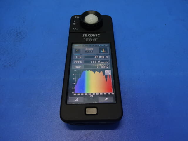 セコニック 分光色彩照度計中古 C-7000