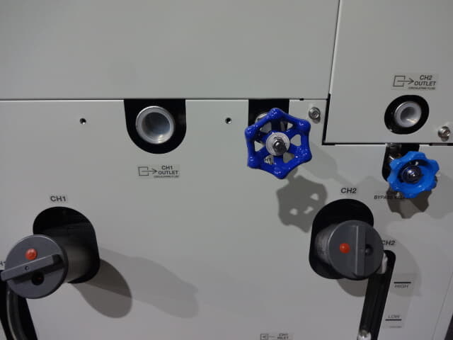 ｓｍｃ　循環液温調装置（サーモチラー）　ｈｒｌ１００－ａ－２０（レーザ用デュアルタイプ）