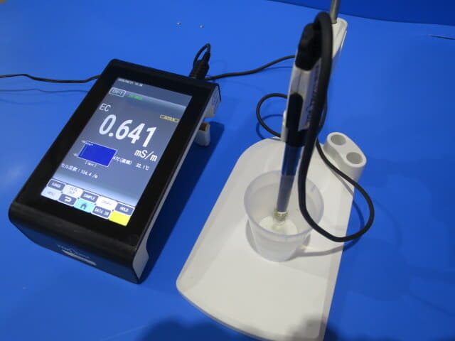 中古 TOA DKK  電気伝導率計 CM-42X