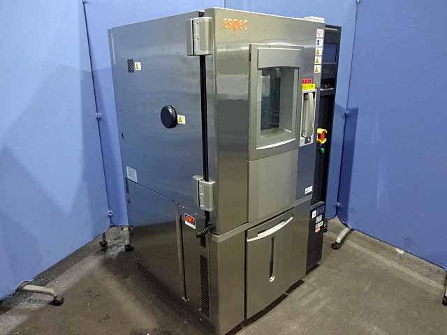 espec Low-Temperature Constant Temperature and Humidity Chamber PL-1J