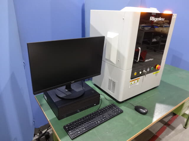 ﾘｶﾞｸ ﾃﾞｽｸﾄｯﾌﾟx線回折装置 miniflex600-c