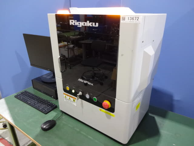 ﾘｶﾞｸ ﾃﾞｽｸﾄｯﾌﾟX線回折装置 MINIFLEX600-C