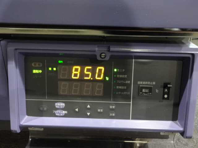 エスペック　ライトスペック恒温器　ＬＵ－１１３
